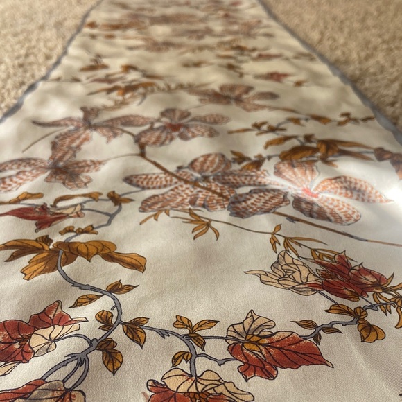 Oscar de la Renta - Picture 4 of 9